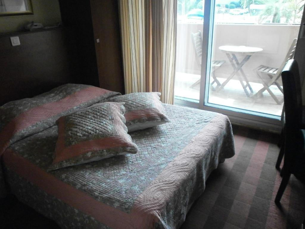 Hotel Maya Cavalaire-sur-Mer Habitación foto
